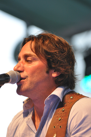 Steve Azar, country music artist