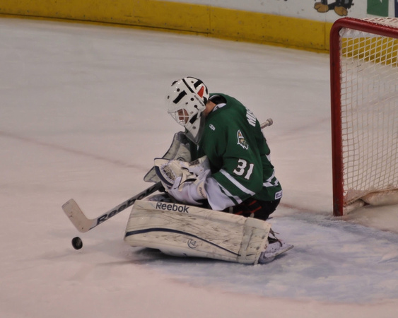 #31 Jason Missiaen stopping the puck 01/22/2012